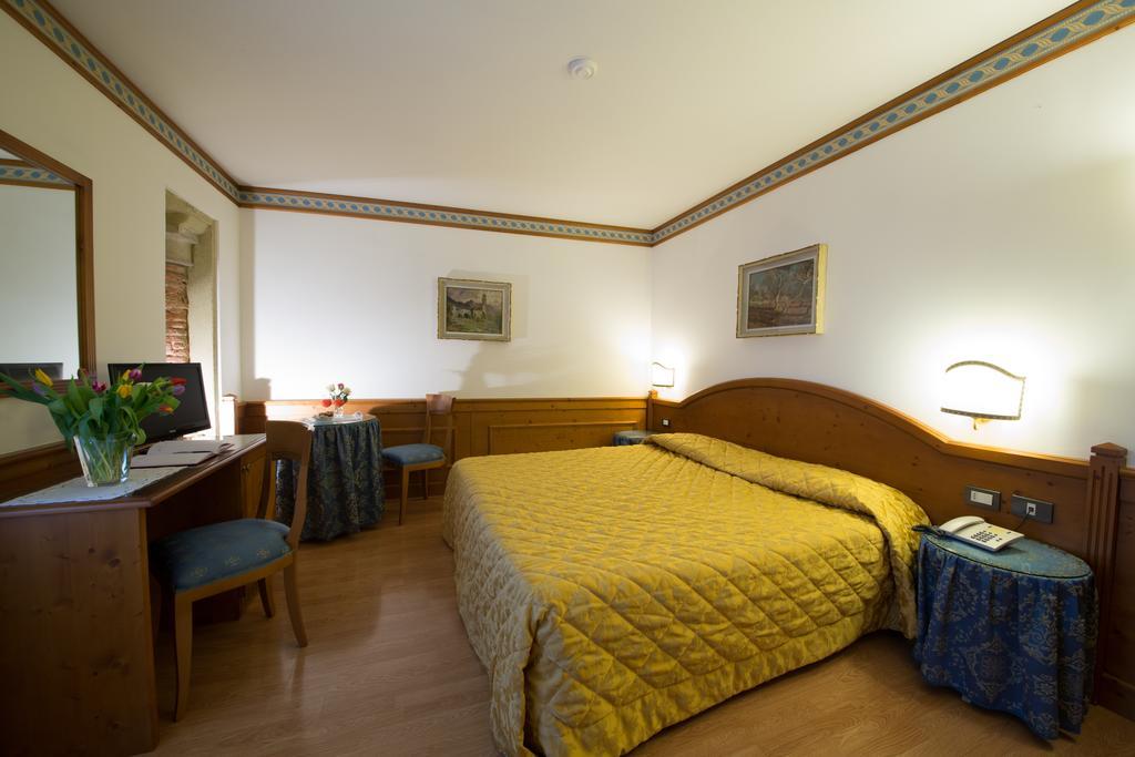 Cividale del Friuli Hotel Locanda Al Pomo D'Oro חדר תמונה